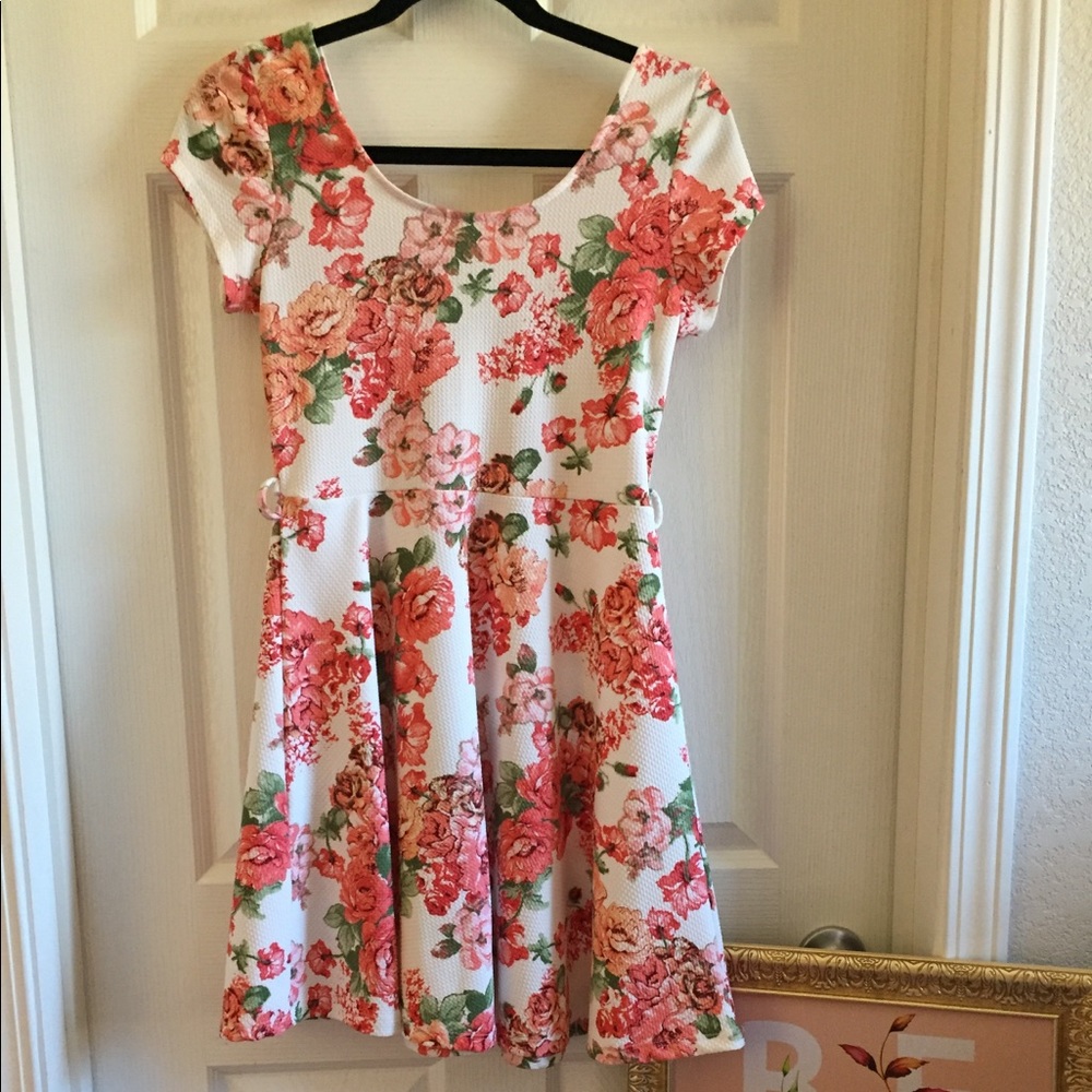 Iris A line Mini Floral Dress